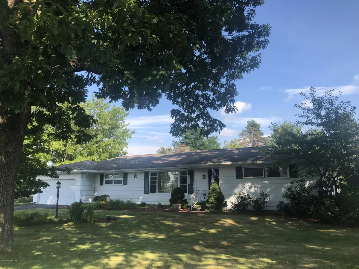 345 Howell Road, Shavertown in Shavertown