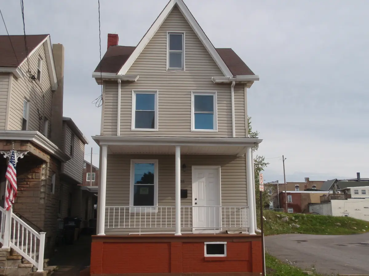 825 South Street, Freeland in Freeland