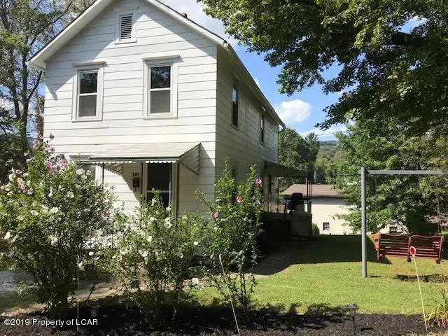 104 W 1st Street, Larksville in Larksville