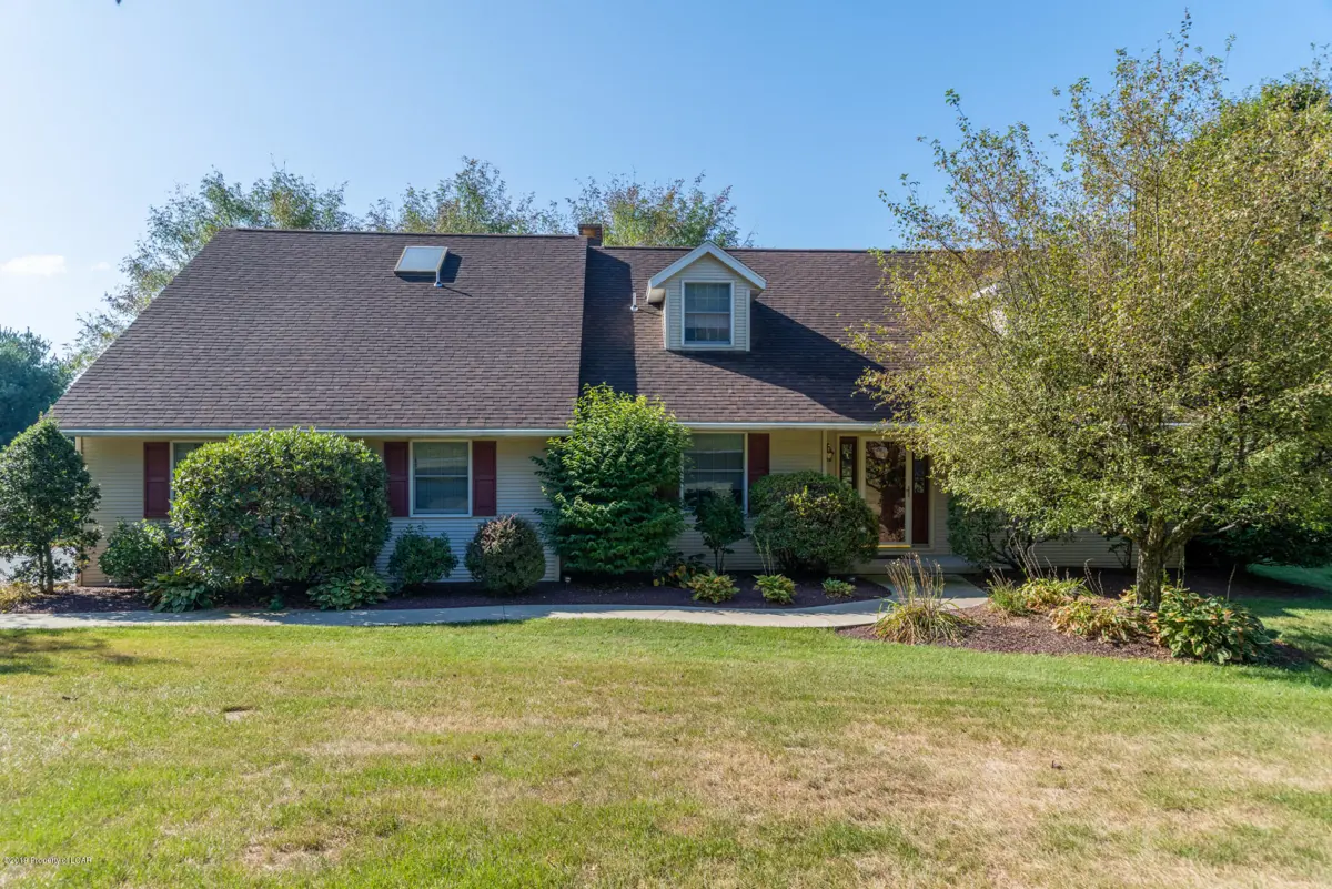 60 Red Oak Terrace, New Ringold in New Ringold