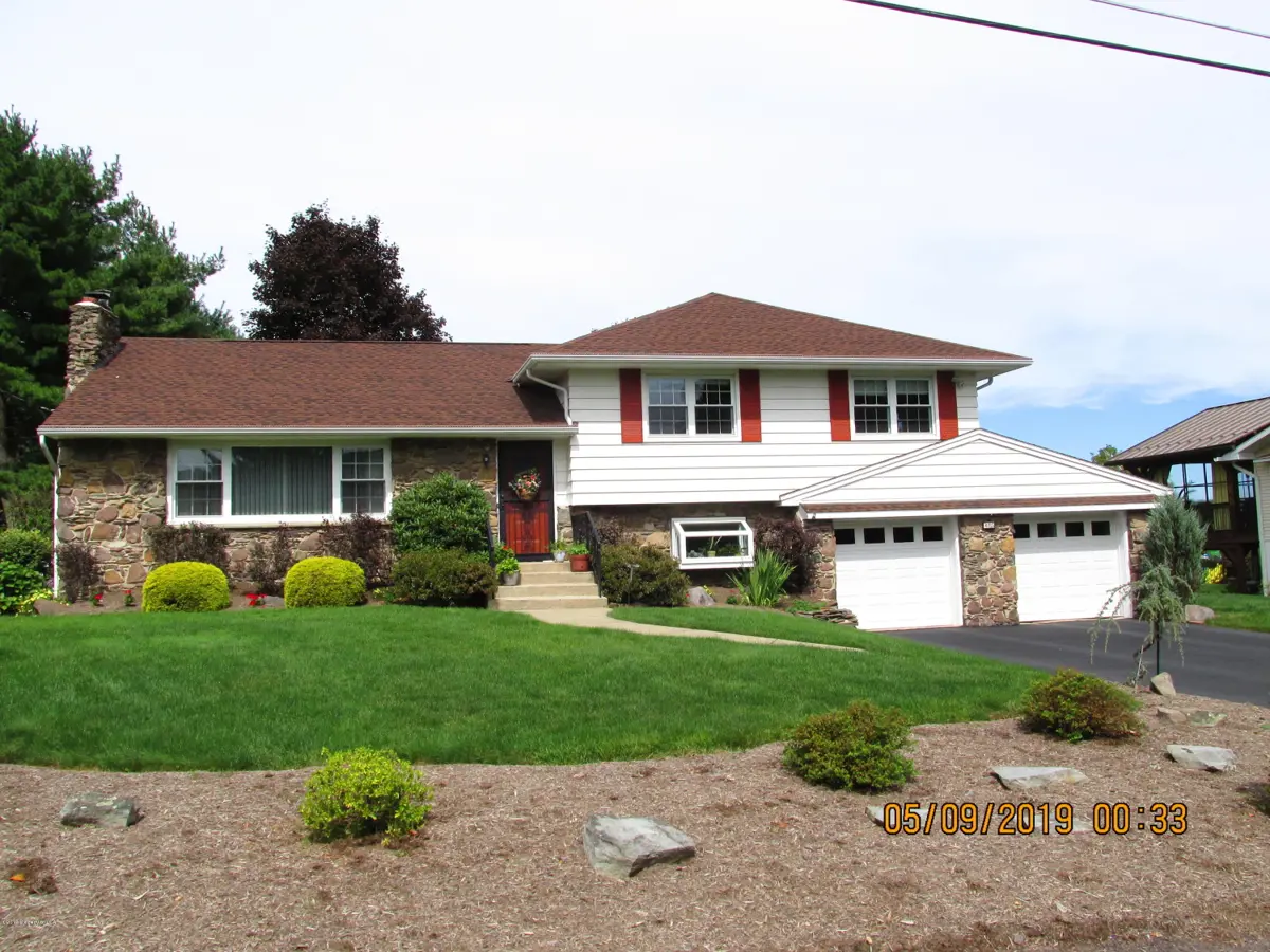 65 E Ridge Street, Shavertown in Shavertown