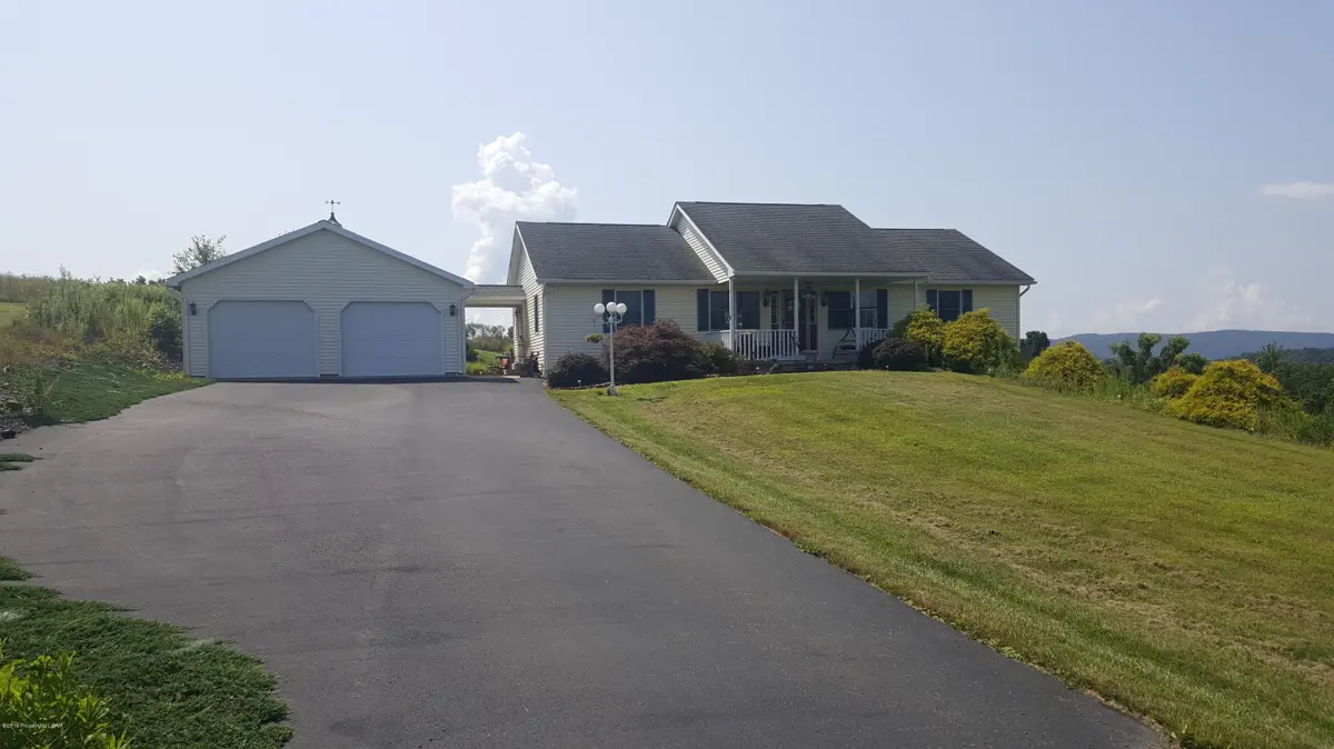102 GRANGE Road, Shickshinny in Shickshinny