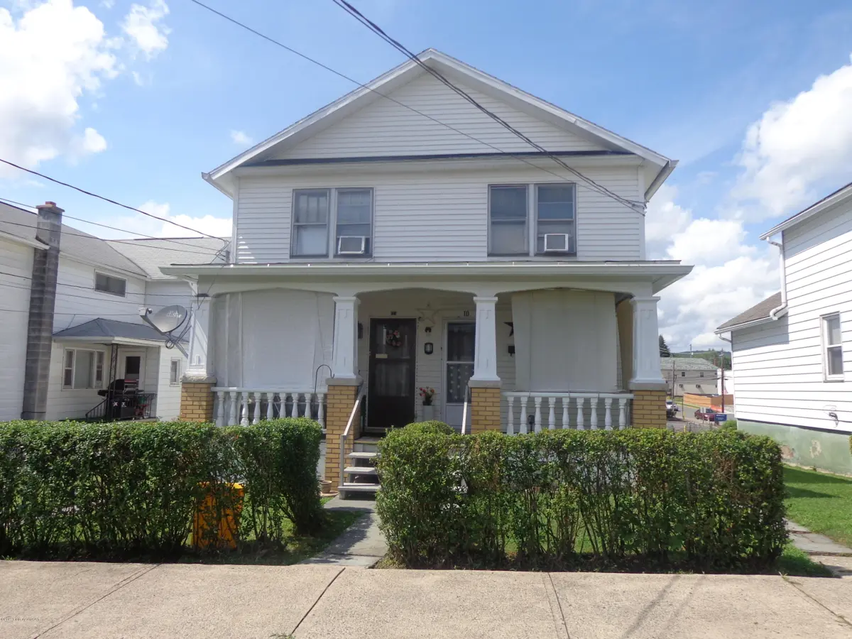 10-12 W Union Street, Nanticoke in Nanticoke