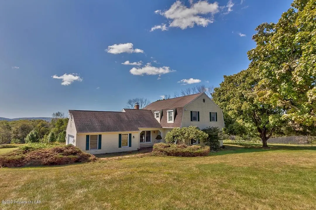 975 Stonington Road, Shavertown in Shavertown