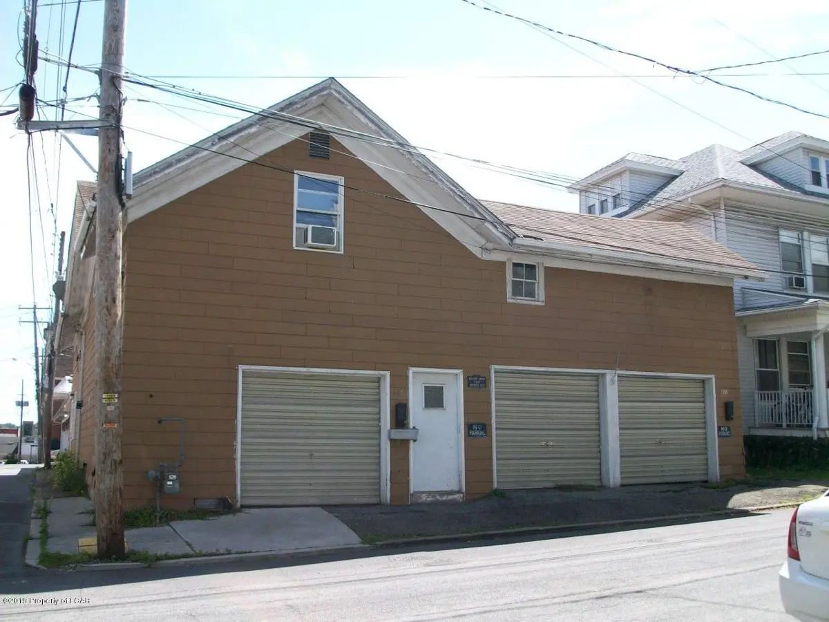 126 W Oak Street, Hazleton in Hazleton