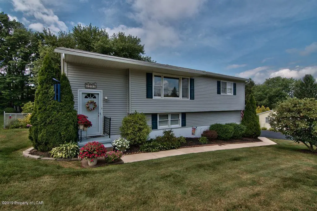 253 Grandview Avenue, Mountain Top in Mountain Top