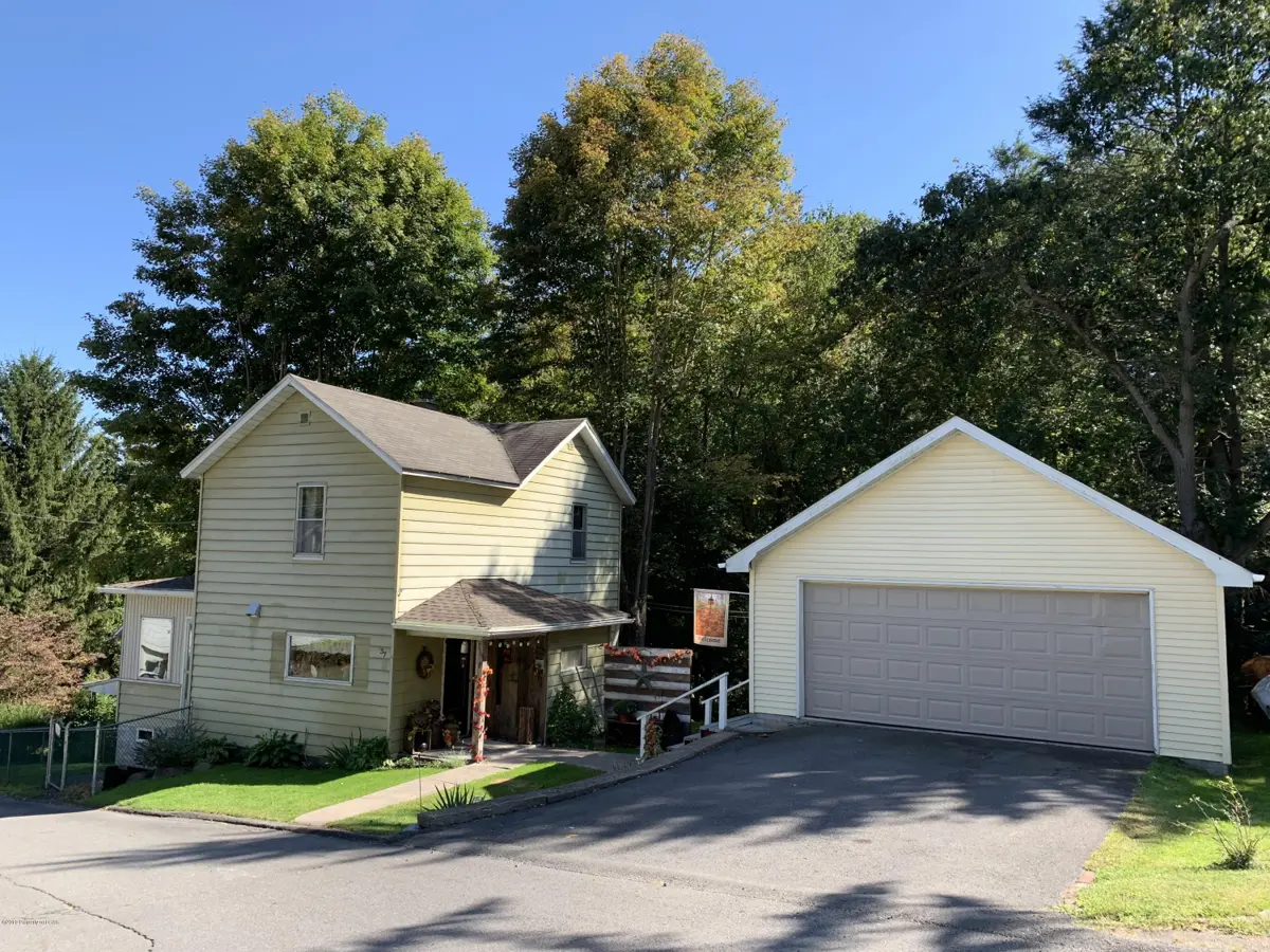 37 Glen Avenue, Shickshinny in Shickshinny