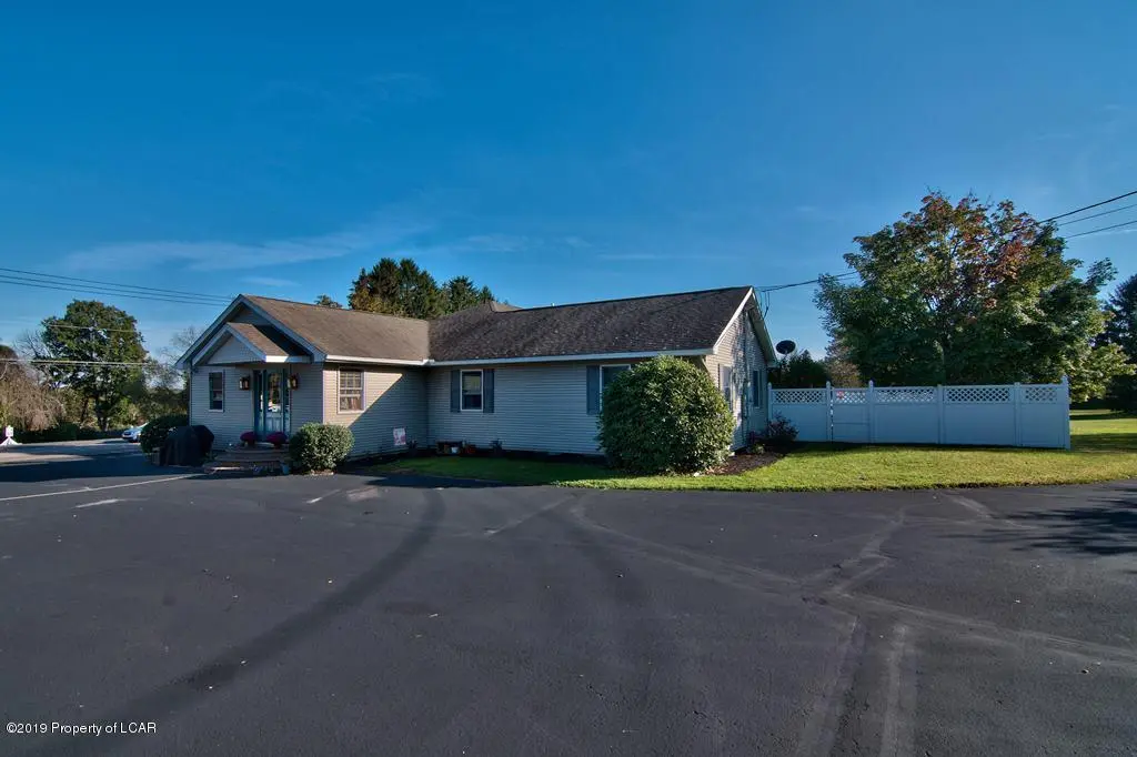 5188 Main Road, Sweet Valley in Sweet Valley