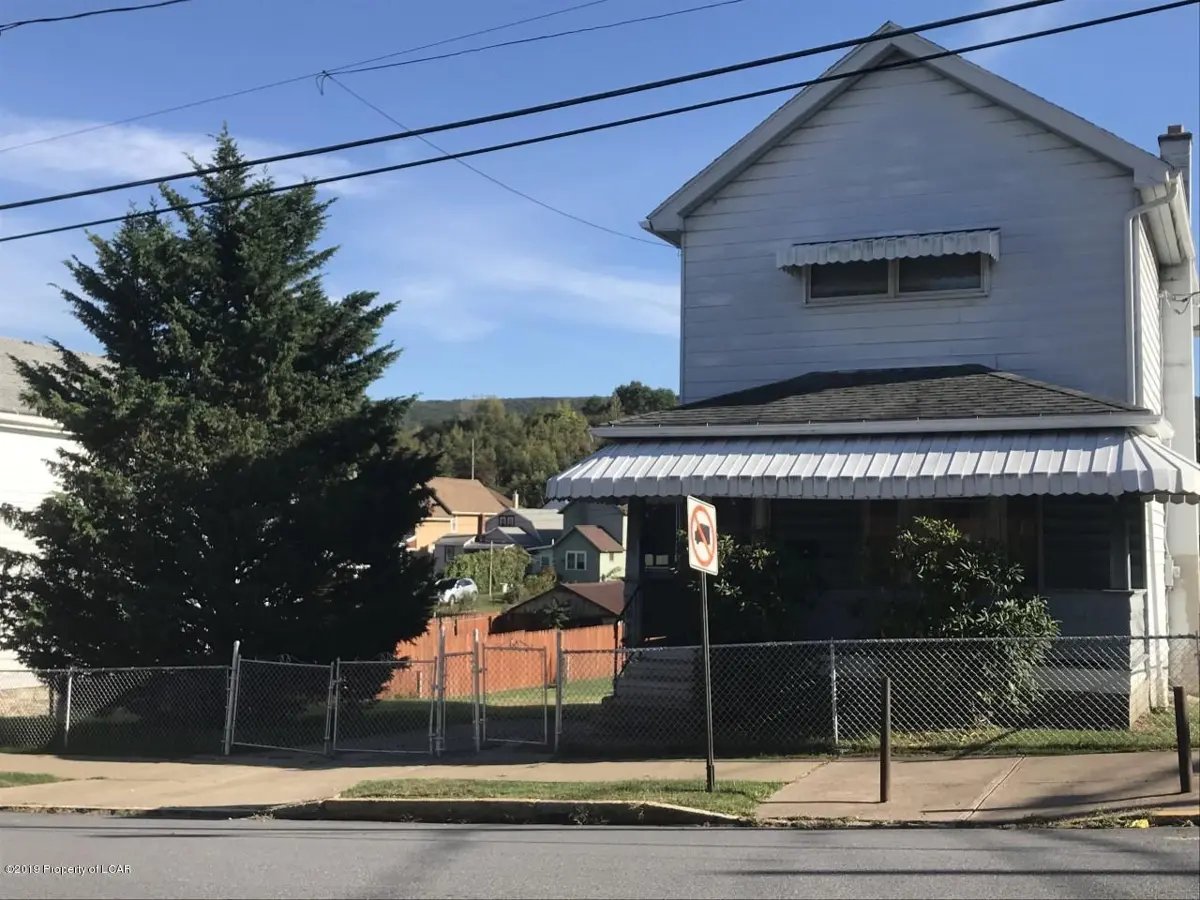 31 Maxwell Street, Wilkes-Barre in Wilkes-Barre