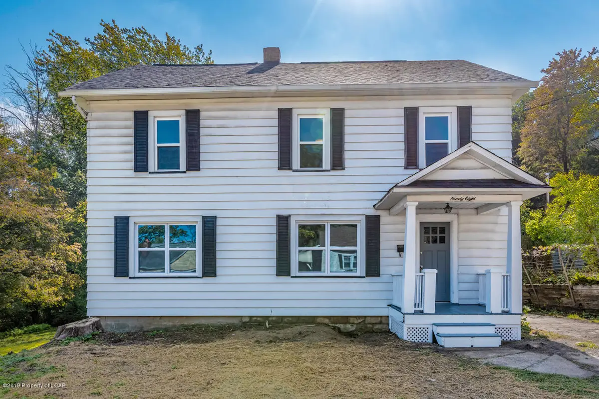 98 Davis Street, Shavertown in Shavertown
