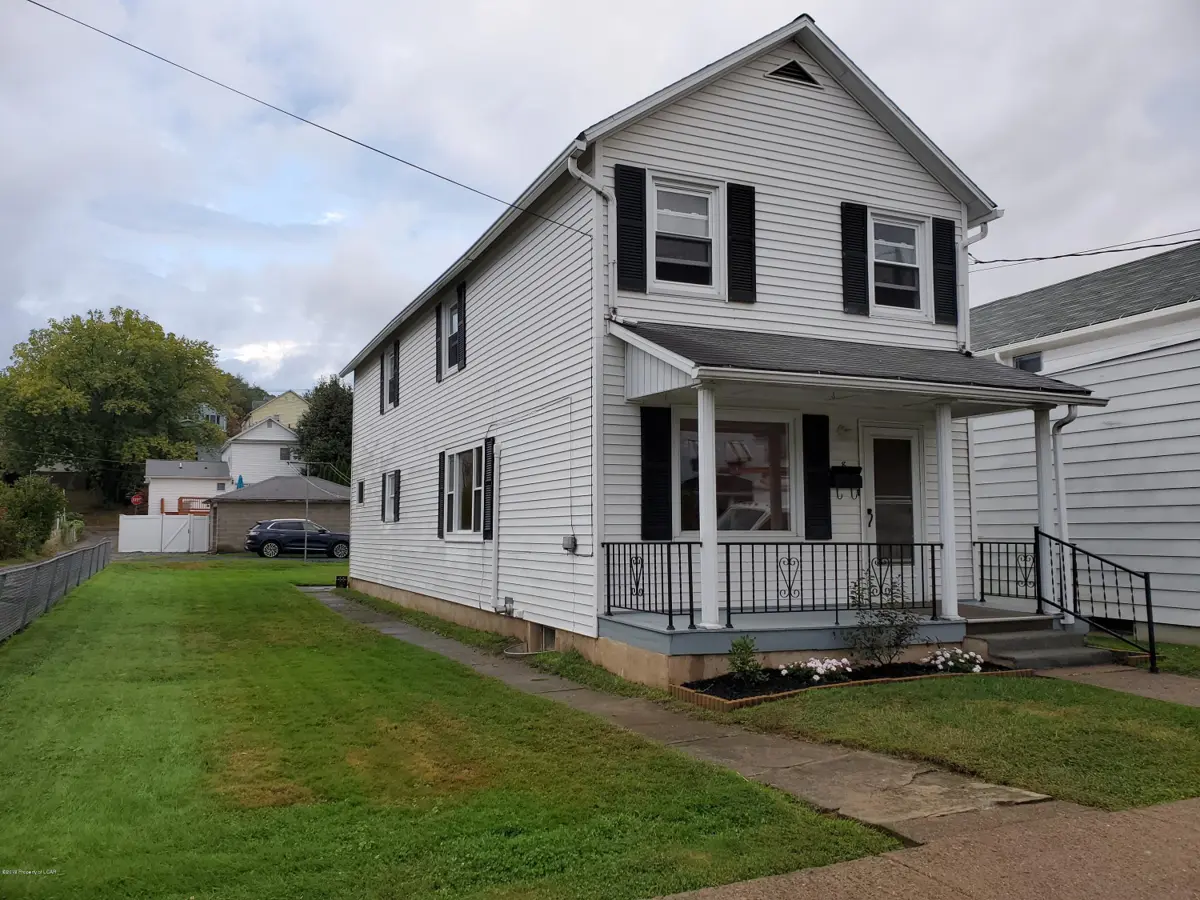 8 Korn Street, Kingston in Kingston