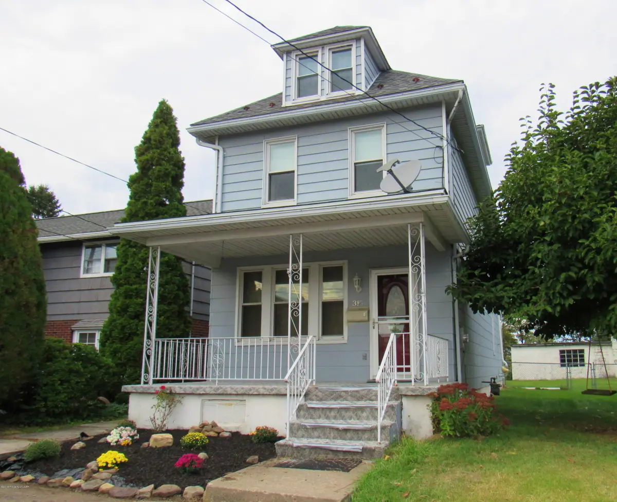 315 E Grant Street, McAdoo in McAdoo