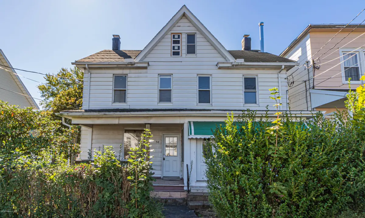 58 Broad Street, Beaver Meadows in Beaver Meadows