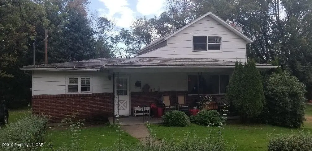 21 Poole Street, Pittston Township in Pittston Township