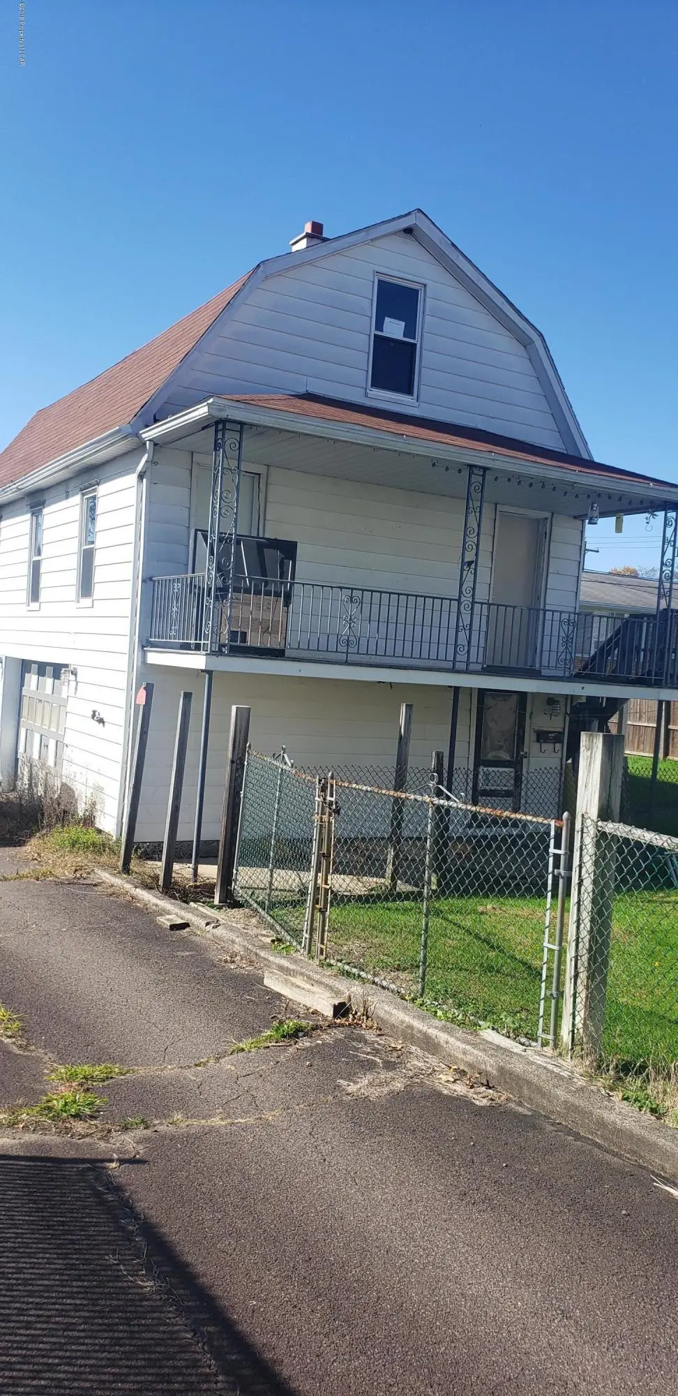 305 W Union Street, Nanticoke in Nanticoke