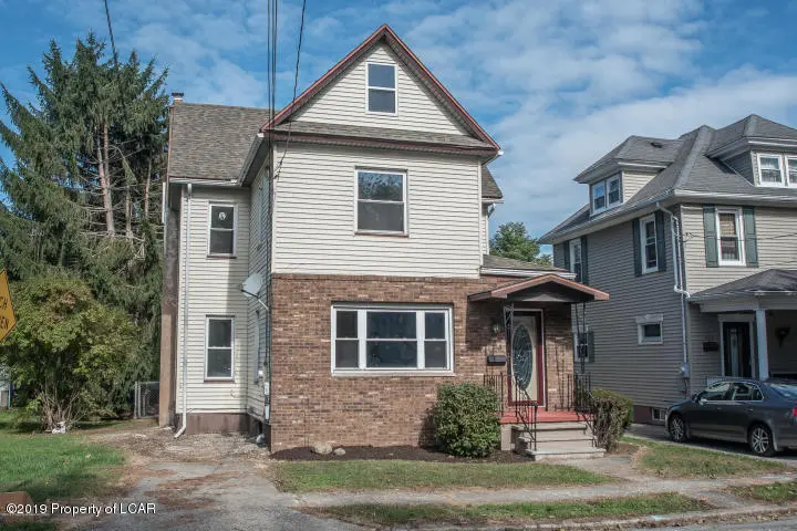 423 Hudson Street, Moosic in Moosic