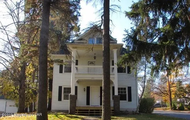 241 N Abington Road, Clarks Green in Clarks Green