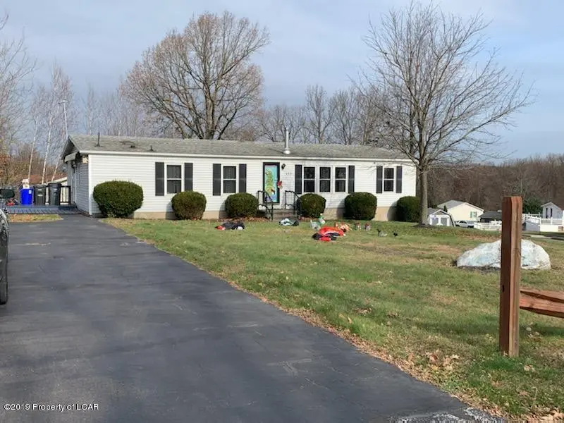 152 Birch Knoll Drive, Hazleton in Hazleton