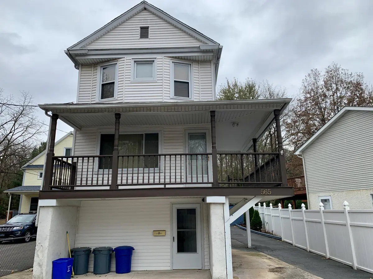 565 Anderson Street, Wilkes-Barre in Wilkes-Barre