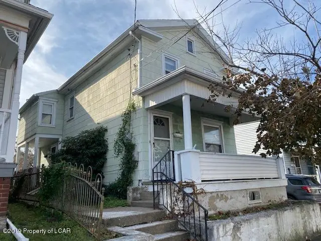 30 W Hollenback Avenue, Wilkes-Barre in Wilkes-Barre