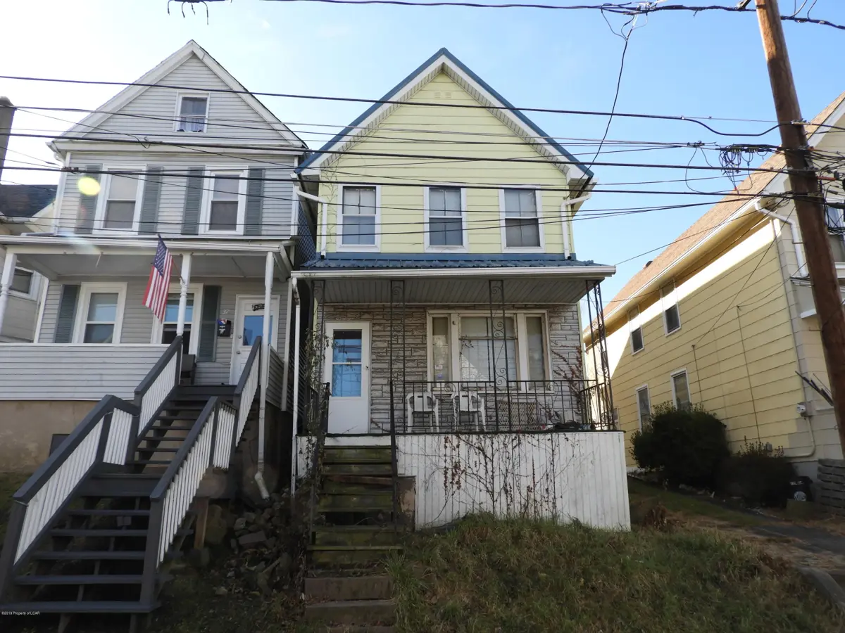35 McCarragher Street, Wilkes-Barre in Wilkes-Barre