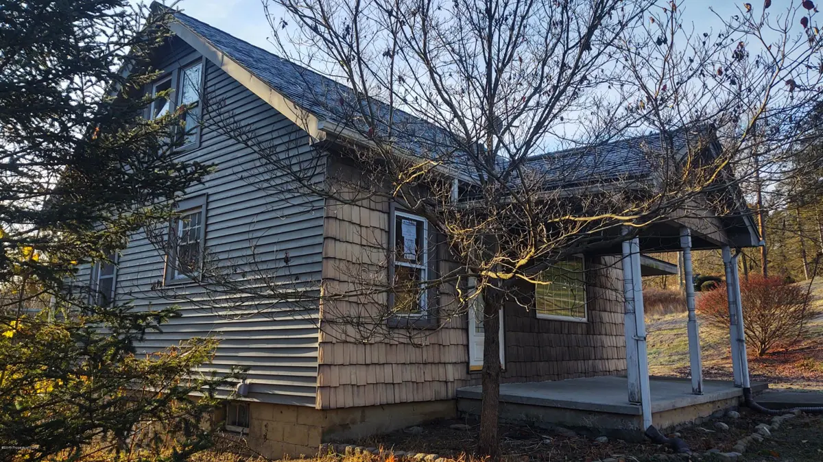 8 Knob Road, Shavertown in Shavertown