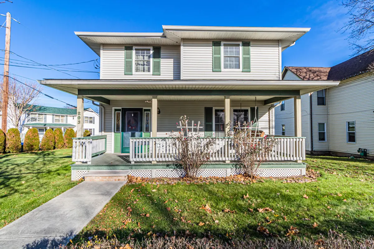 203 Spring Street, Moosic in Moosic