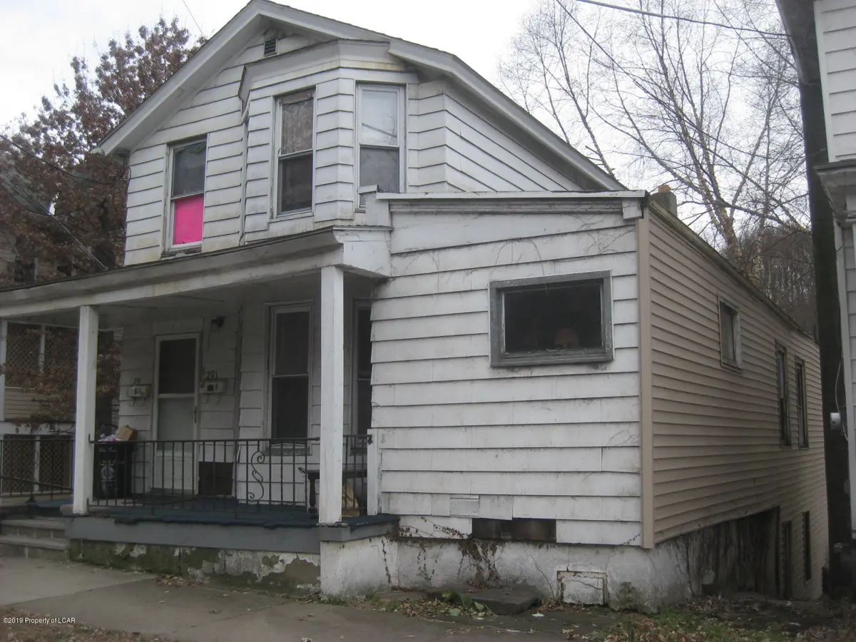 291 N River Street, Wilkes-Barre in Wilkes-Barre