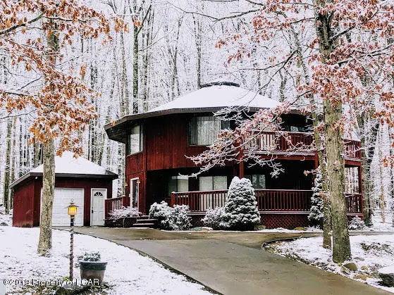 153 E Lake Valley Drive, Hazle Township in Hazle Township