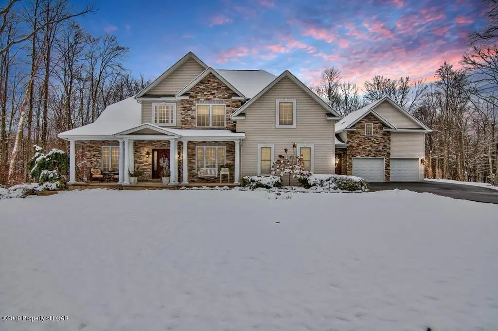 18 Mallard Way, Mountain Top in Mountain Top