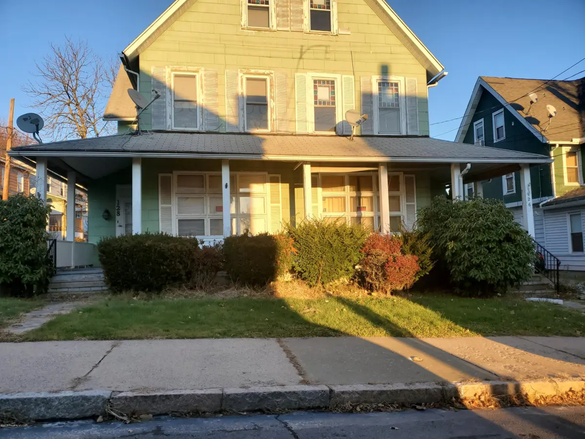 126 Gaylord Avenue, Plymouth in Plymouth