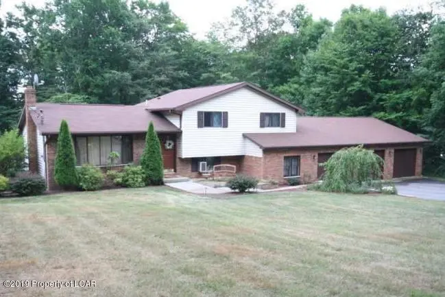 76 Primrose Lane, Spring Brook Township in Spring Brook Township