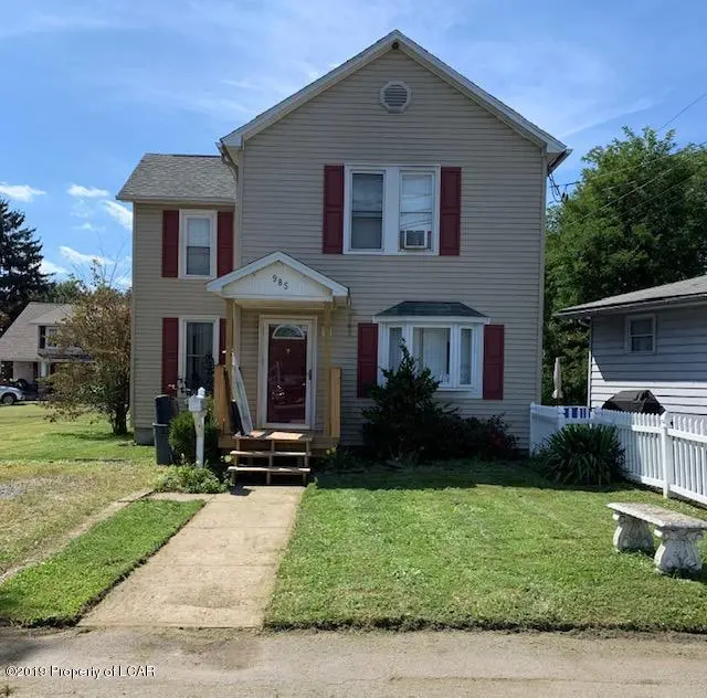 985 Exeter Avenue, Exeter in Exeter