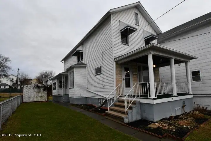 69 Hillside Avenue, Edwardsville in Edwardsville