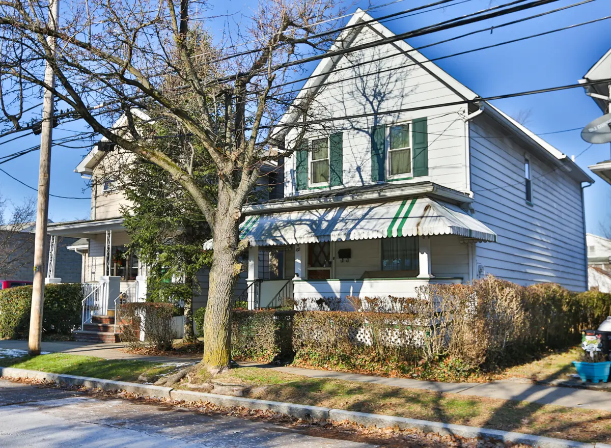 168 E Thomas, St, Wilkes-Barre in Wilkes-Barre