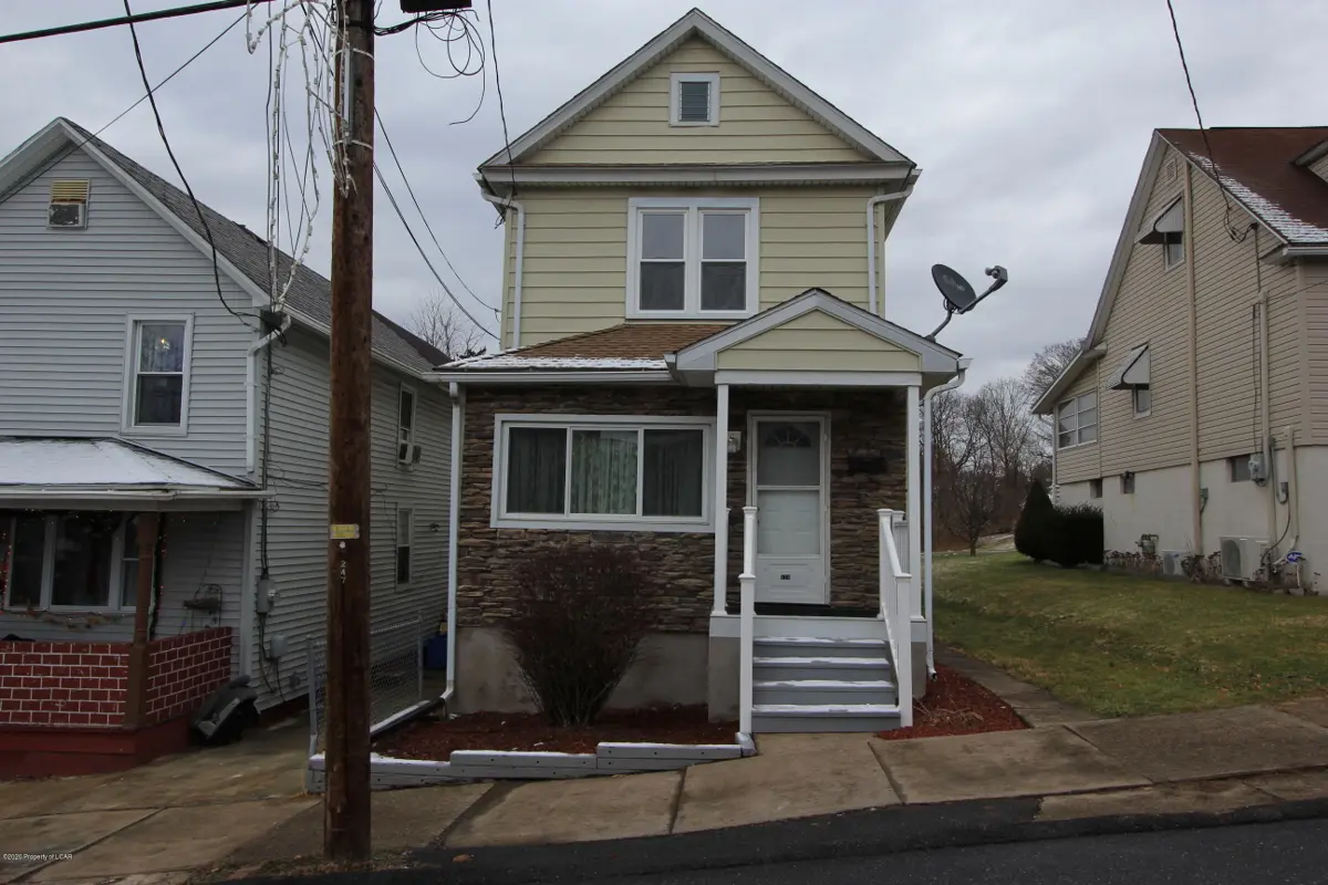 170 Nicholson Street, Wilkes-Barre in Wilkes-Barre