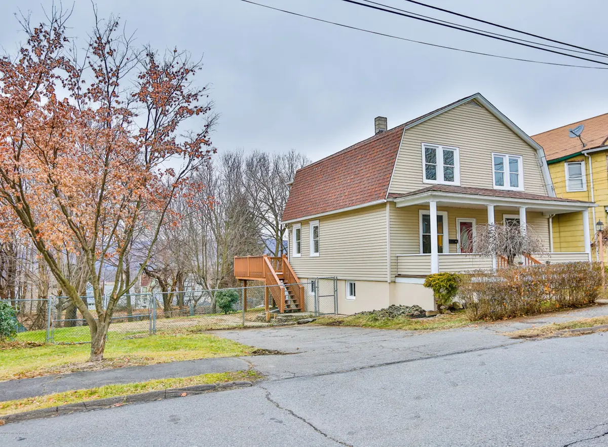 43 Perkins Street, Plains in Plains