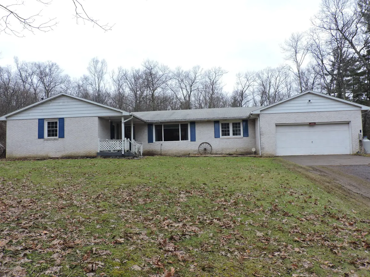204 Sweet Valley Road, Hunlock Creek in Hunlock Creek