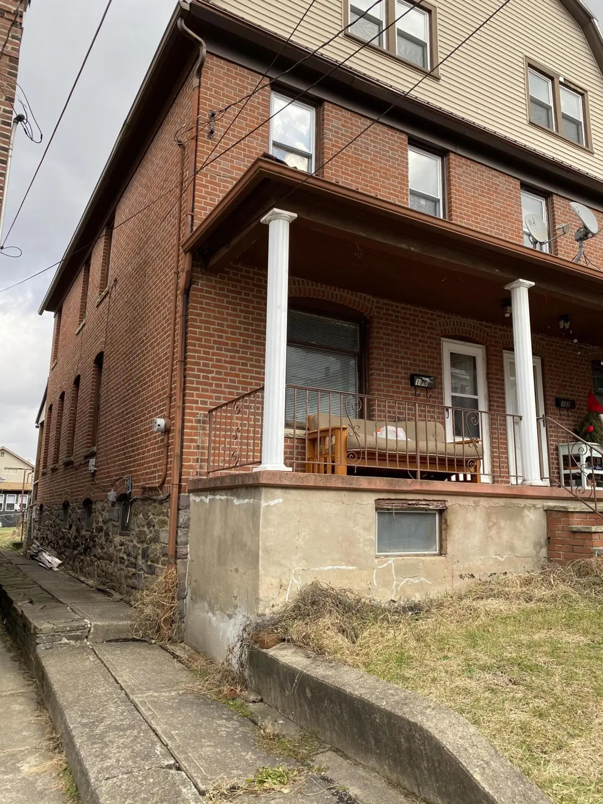 170-172 Poplar Street, Wilkes-Barre in Wilkes-Barre
