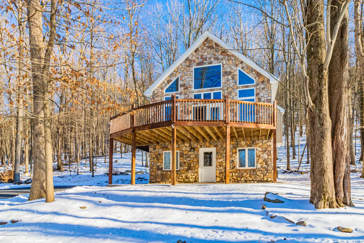 79 Muskegon Circle, Hazle Township in Hazle Township