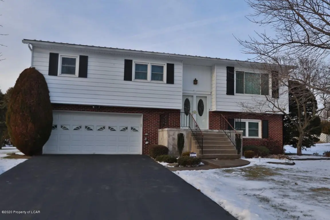 8 Gail Drive, Plains in Plains