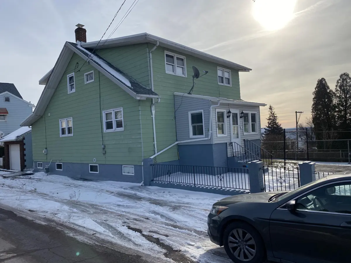 660 Rear Hayes Street, Hazleton in Hazleton