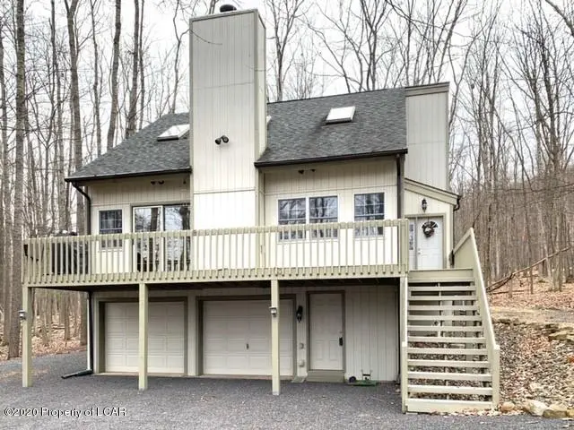 307 Navaho Drive, Hazleton in Hazleton