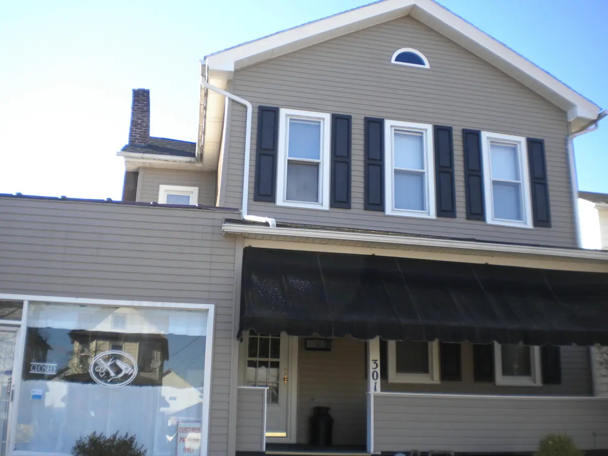301 Montgomery Avenue, West Pittston in West Pittston