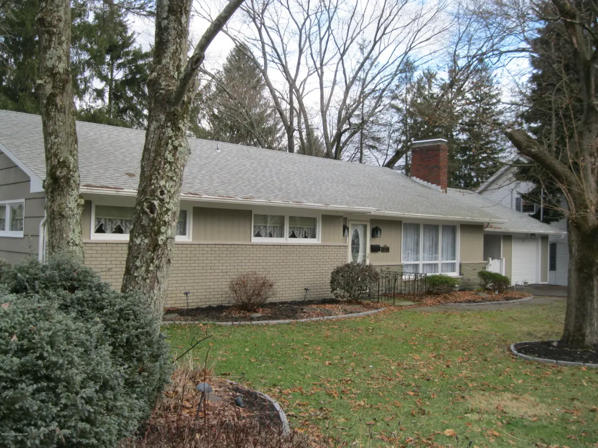 73 N Pioneer Avenue, Shavertown in Shavertown