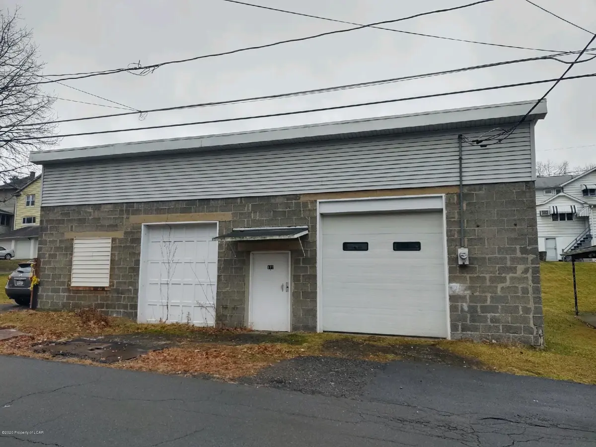 177 Panama Street, Pittston in Pittston