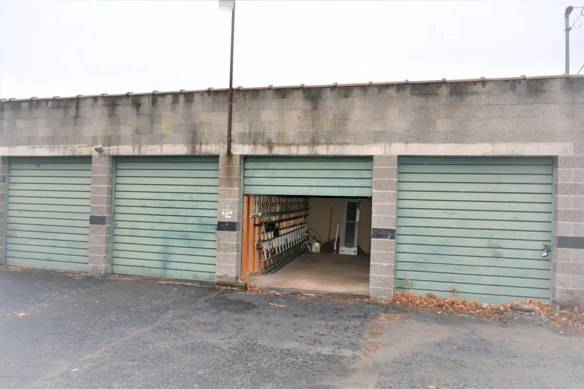 354 N Everett Avenue, Scranton in Scranton