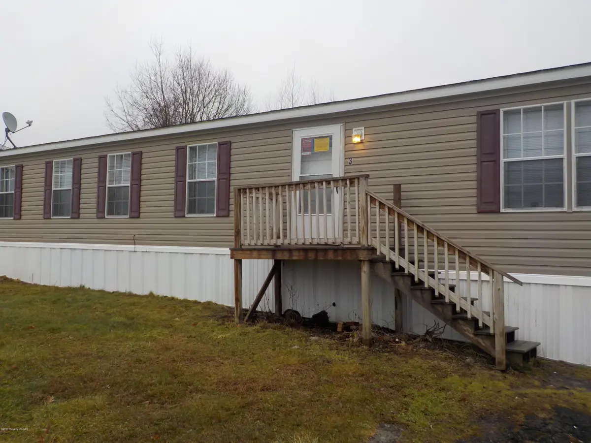 3 East Mountain Ridge Road, Wilkes-Barre in Wilkes-Barre