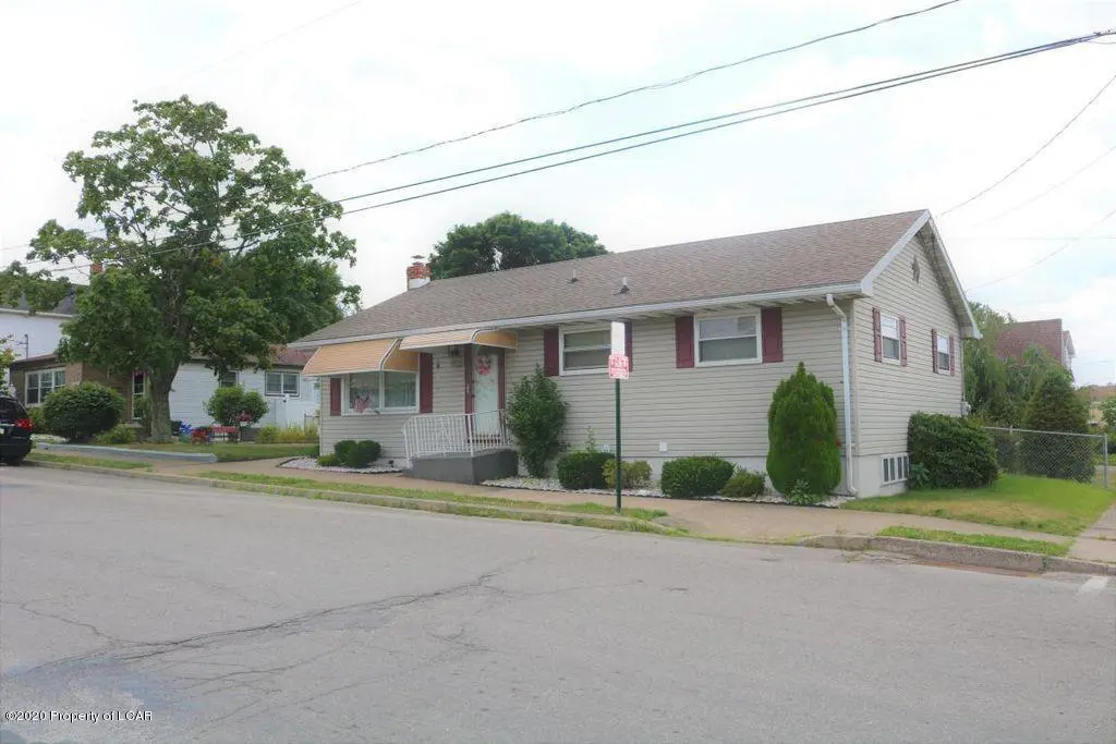 810 Lincoln Street, Hazleton in Hazleton