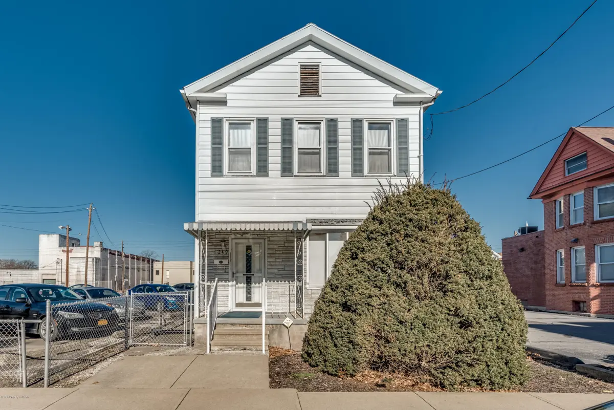 249 S Washington Street, Wilkes-Barre in Wilkes-Barre